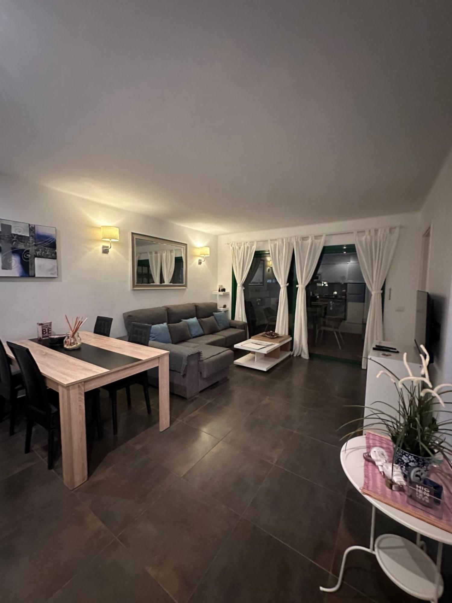 Paradise Club L28 & L29 Apartment *